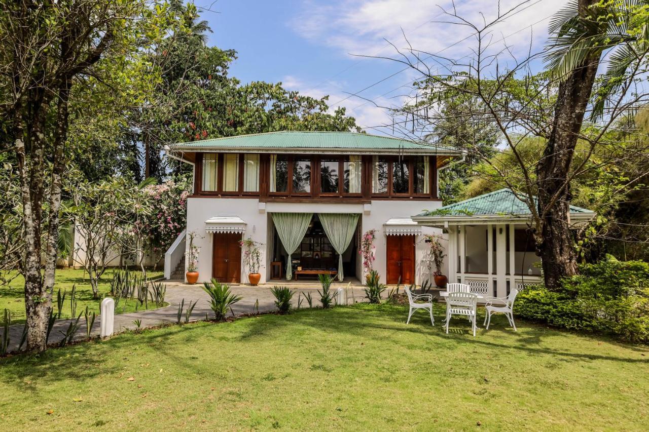 The Flame Tree Estate & Hotel 캔디 외부 사진